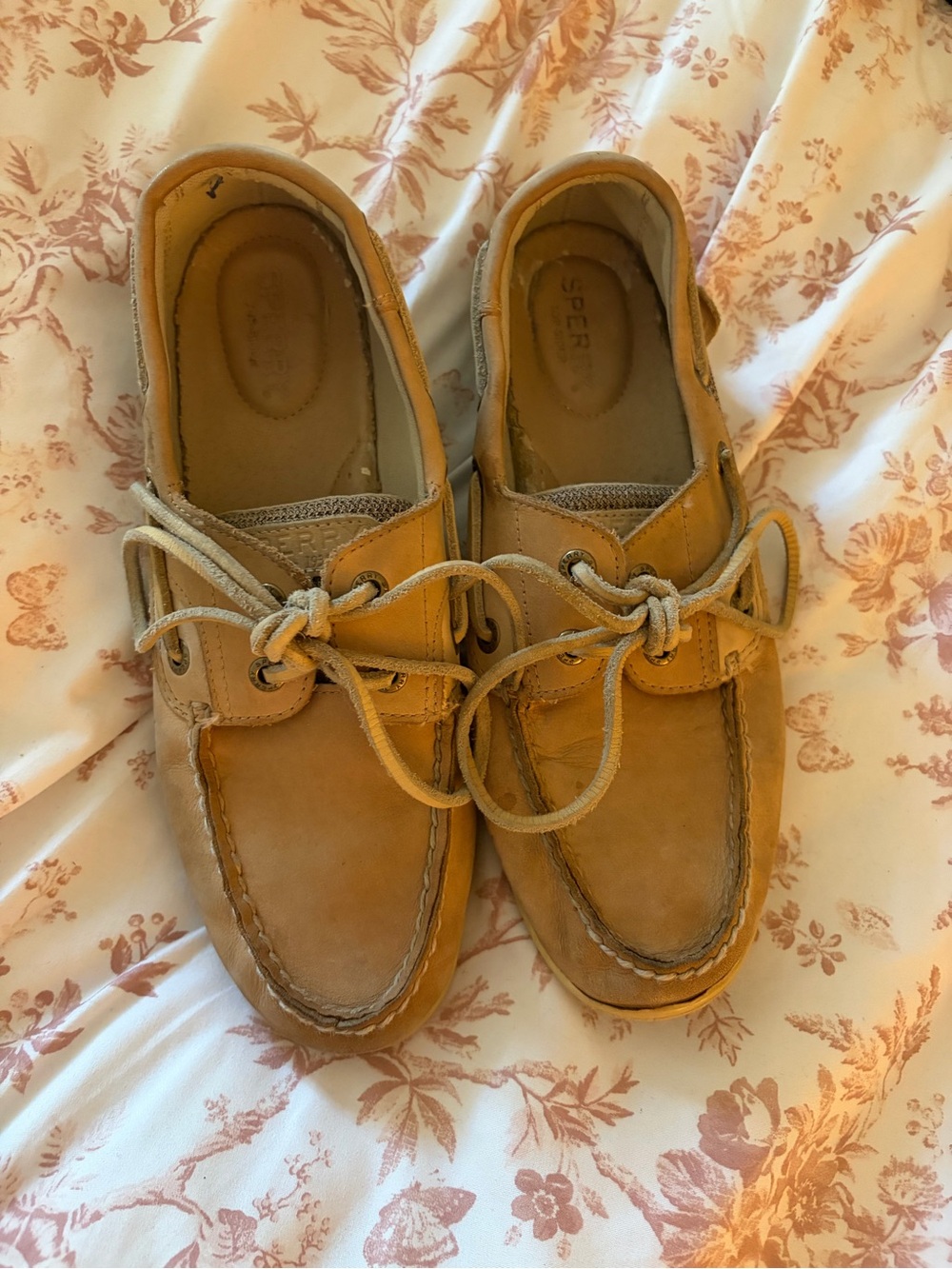 Sperry Women's Tan Leather Moccasin Boat Shoes